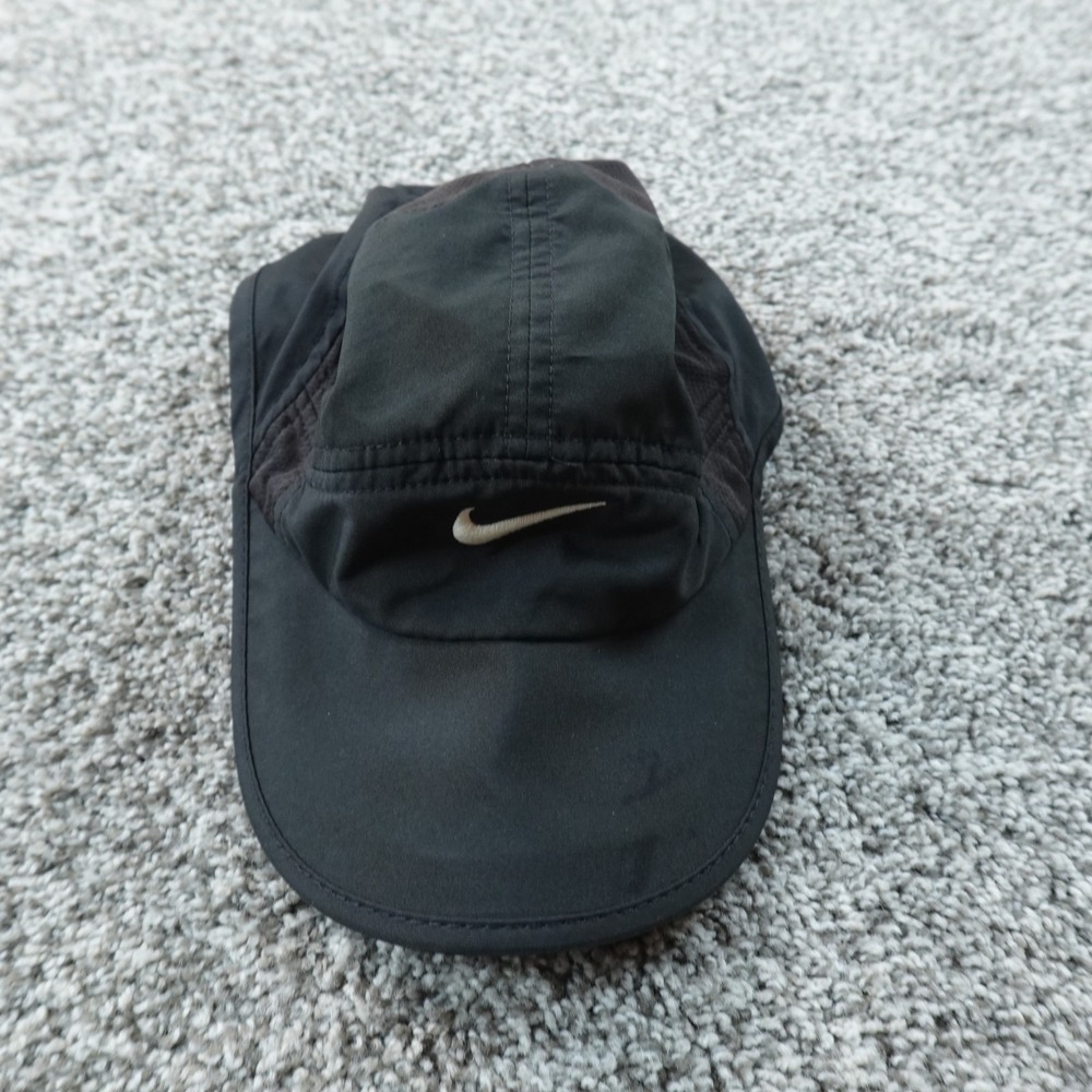 Nike Hat Cap Mens One Size Black Adjustable Strap Back Featherlight Tailwind Run